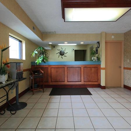 Americas Best Value Inn North Capital Ρόλι Εσωτερικό φωτογραφία
